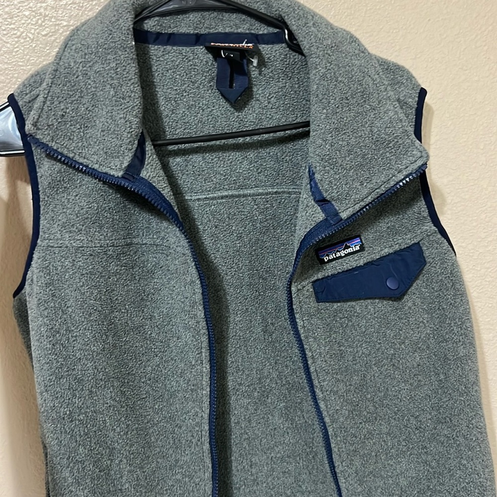 women’s patagonia vest